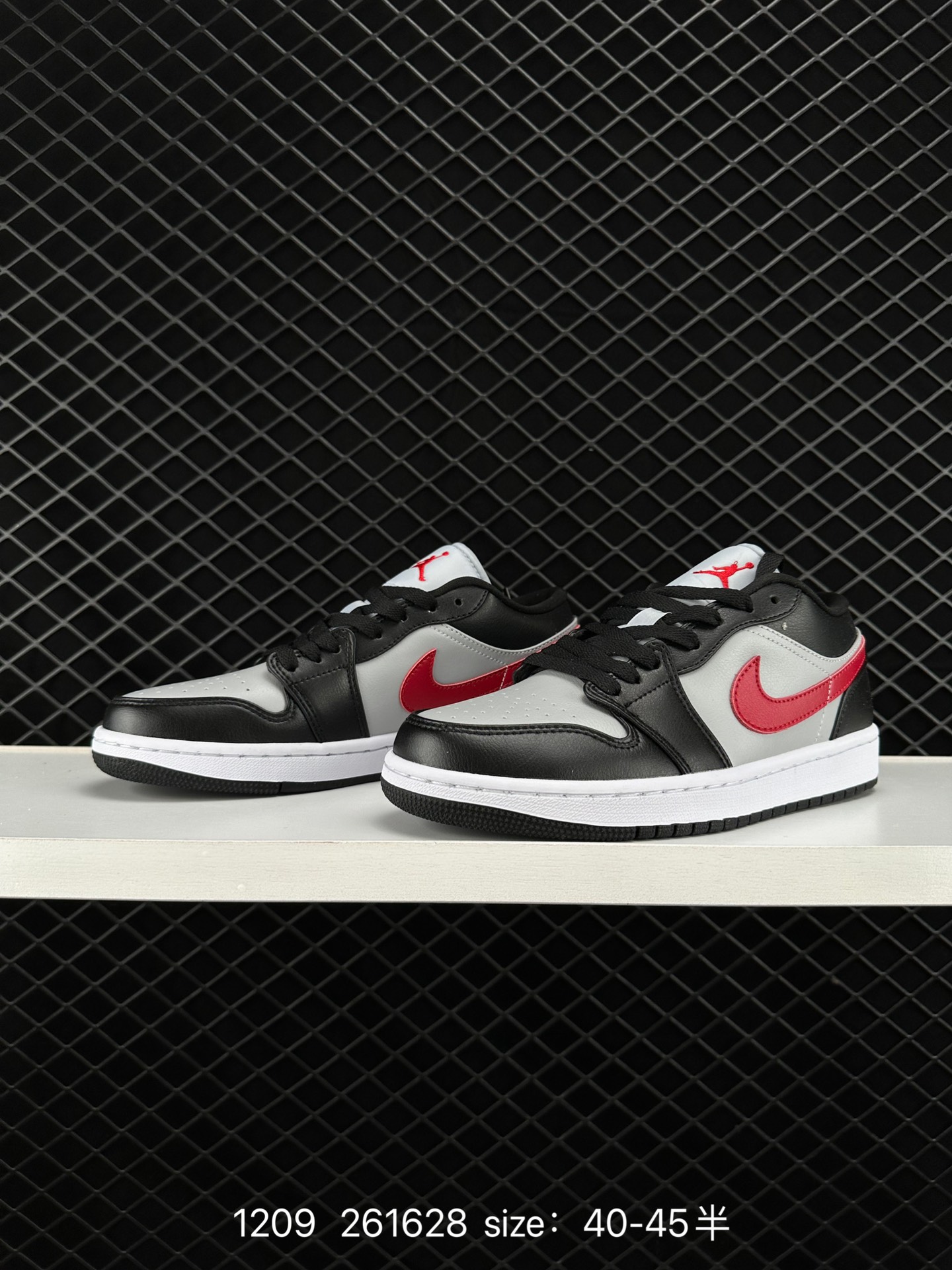 Air Jordan 1 Low AJ1